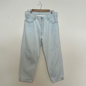 Levi’s Light Wash Denim Pant
